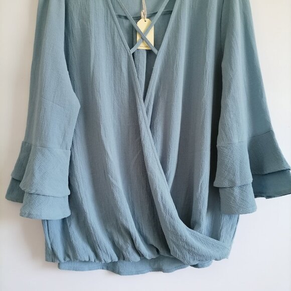 NWT Jodifl Womens Gray Bell Sleeve Surplice Neck Faux Wrap Blouse Top Size L - Picture 3 of 7